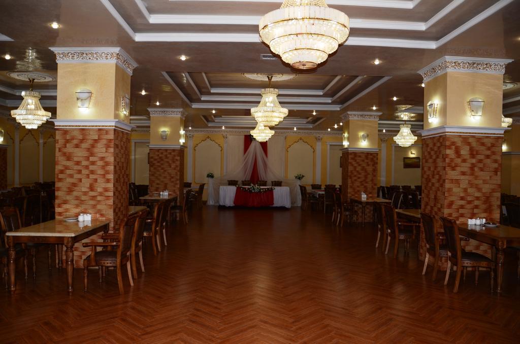 Saryarka Hotel アスターナ エクステリア 写真