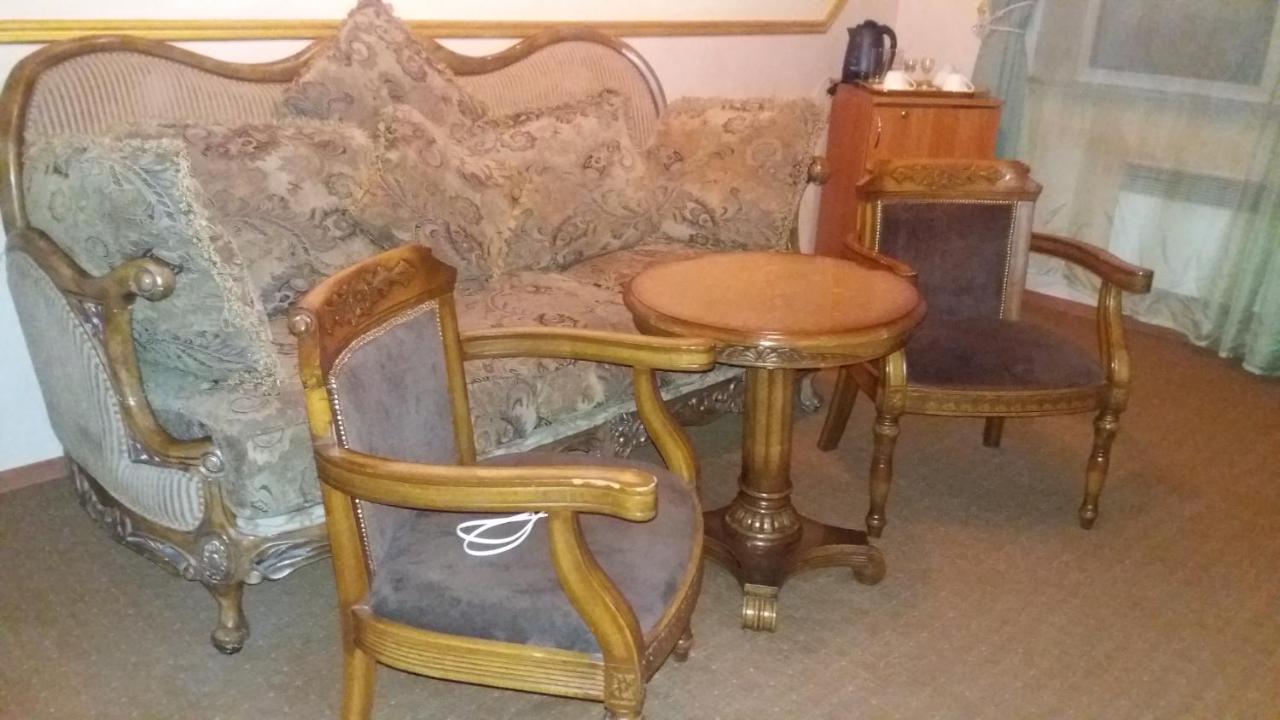 Saryarka Hotel アスターナ エクステリア 写真